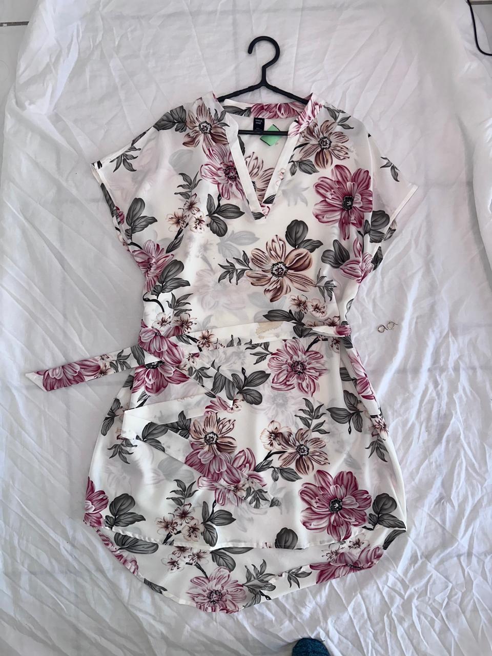 Vestido floreado SHEIN